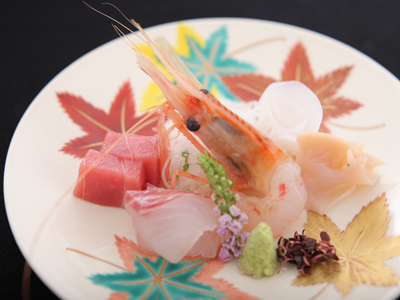 仁清色絵紅葉六寸皿